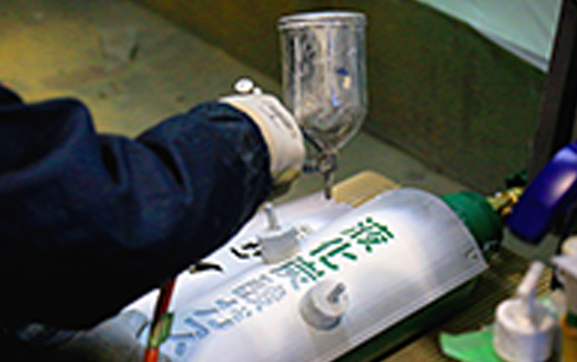 東松山工場 作業工程（一般高圧ガス容器）07